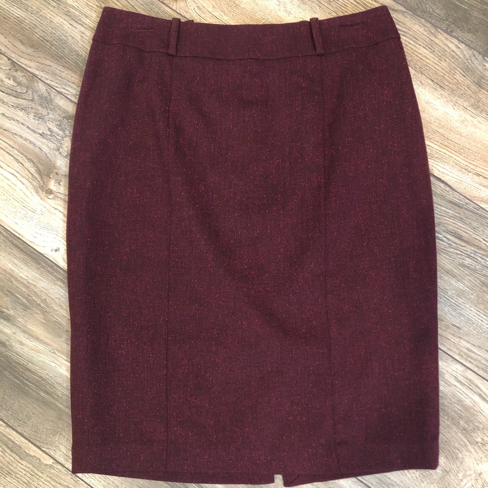 Mossimo burgundy pencil skirt